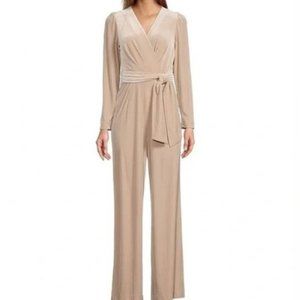 Antonio Melani Miranda Velvet Gold Long Sleeve Jumpsuit Women's Size 8 NWT